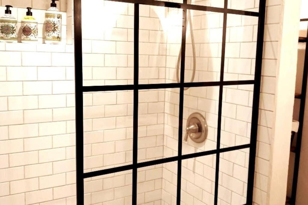 House Close To Downtown, Airport, Raymond James Stadium, And Many More Places 탬파 외부 사진