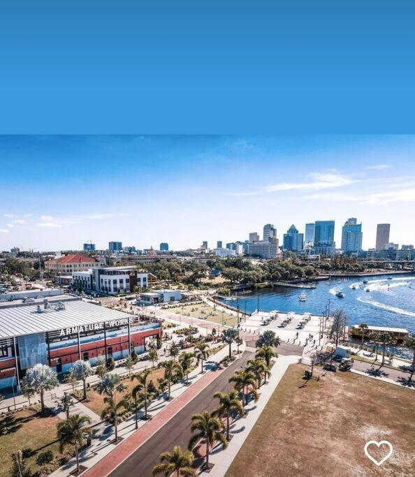 House Close To Downtown, Airport, Raymond James Stadium, And Many More Places 탬파 외부 사진